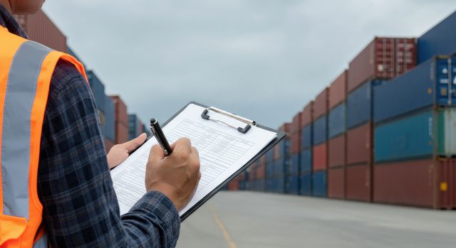 Export documentation process showing commercial invoice, packing list, certificate of origin, and bill of lading for Indian exports